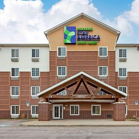 Extended Stay America Select Suites - Cleveland - Airport Exterior photo